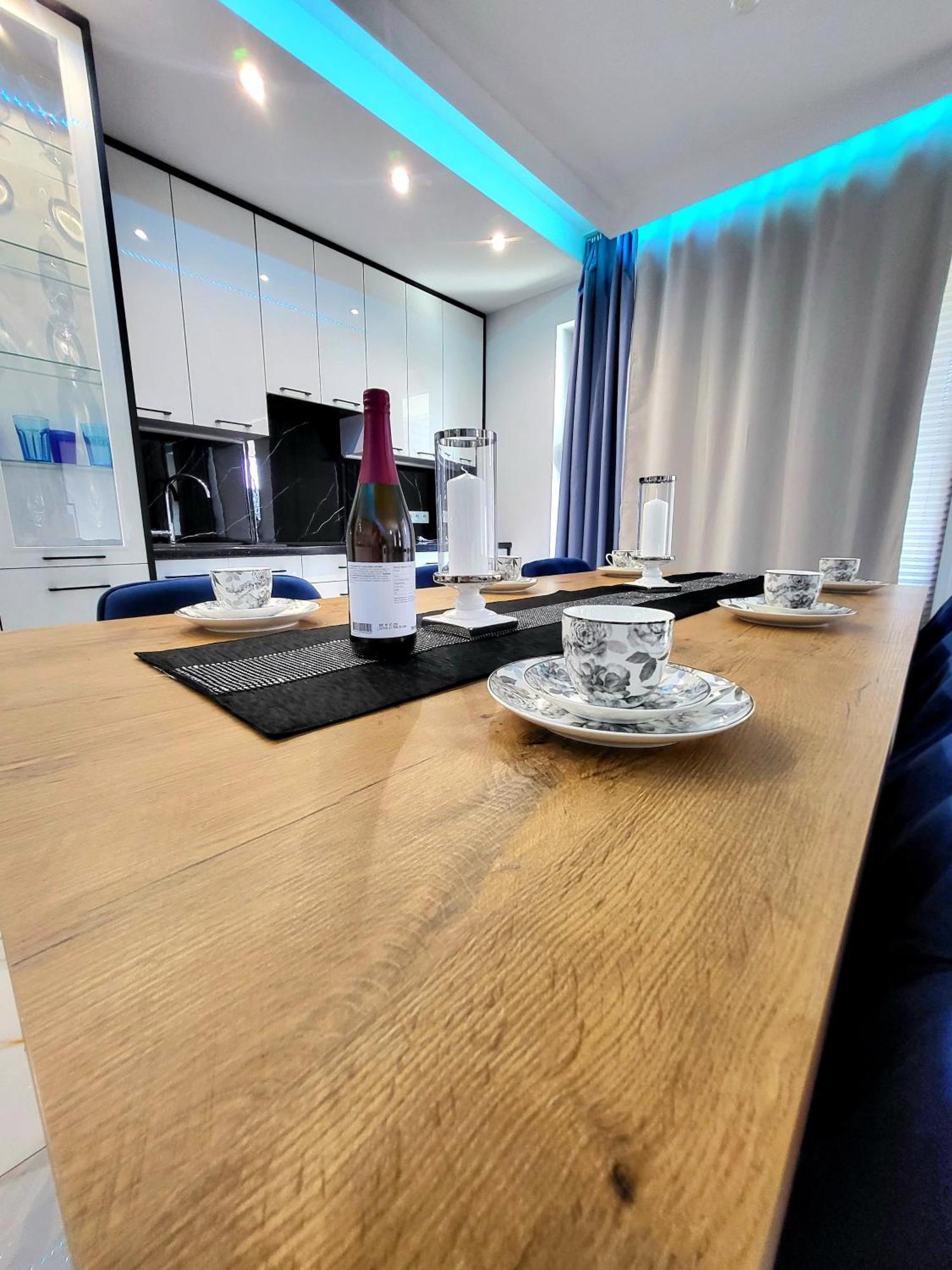 Luksusowy Apartament Ksiecia Witolda Apartment Wroclaw Ngoại thất bức ảnh